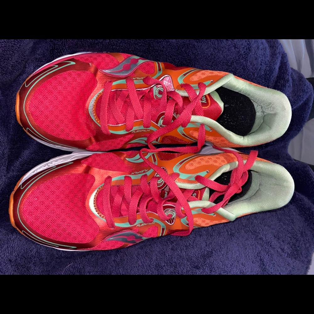 Saucony